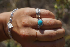 ‘Mini Feather Cut Ring #8 SIZE 6 // Sterling + Kingman Turquoise
