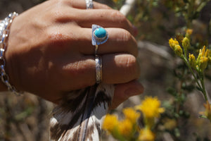 ‘Mini Feather Cut Ring #1 SIZE 7.5 // Sterling + Kingman Turquoise